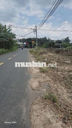 CẦN THANH LÍ LÔ GÓC MẶT TIỀN KINH DOANH KHU CÔNG NGHIỆP BÀU BÀNG