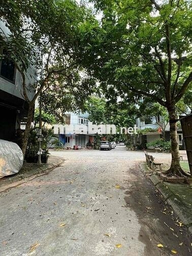 Bán đất phân lô liền kề phố Ngô Đình Mẫn, La Khê, Hà Đông.