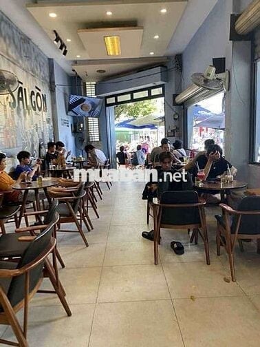 Sang quán cà phê do ko có thời gian quản lý .