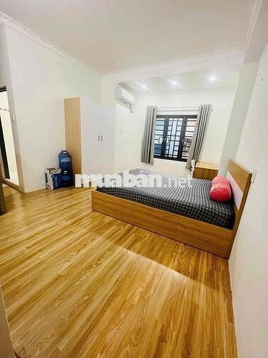 Căn hộ Studio 35m2 mới cửa sổ lớn thoáng gần sân bay ở Hoàng Văn Thụ