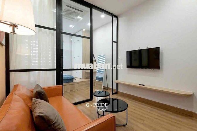 Căn hộ 1 Phòng ngủ, Full nội thất, Nhà mặt tiền, thang máy