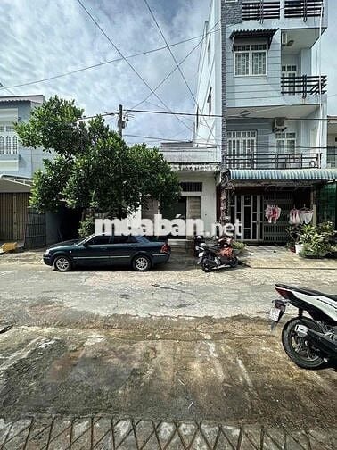 MẶT TIỀN PHAN HUY CHÚ P TÂN AN GẦN ĐẠI HỌC Y DƯỢC