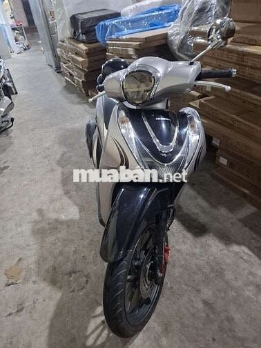 Xe nhà sử dung im như  xe điện @939635757