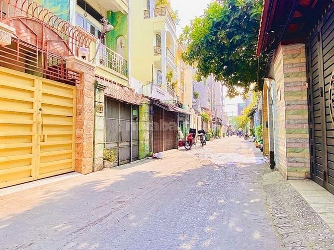 BÁN NHÀ 3 TẦNG - KHU TRẦN NÃO ( 9 TỶ -- 12.5 TỶ )
