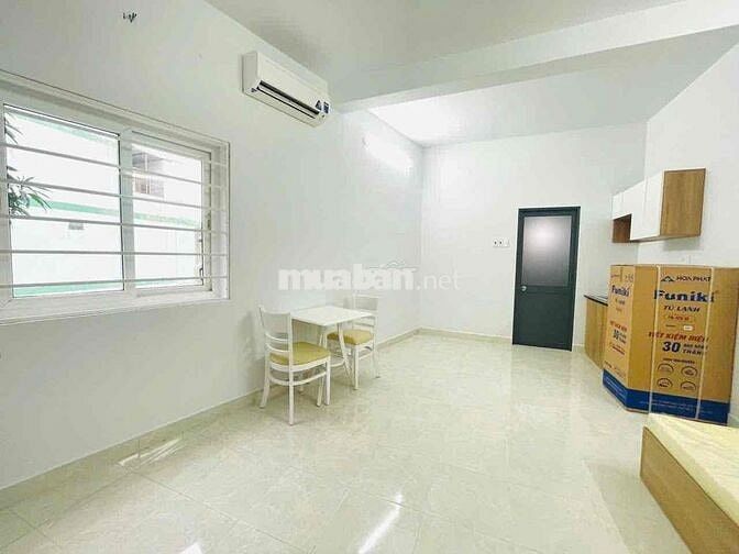 TRỐNG SẴN CĂN HỘ GIÁ RẺ FULL NỘI THẤT CÓ THANG MÁY GẦN TRUNG TÂM
