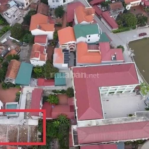 Chính chủ rao bán 50m2 đất ở trung tâm dân cư đông đúc gần các khu ĐT