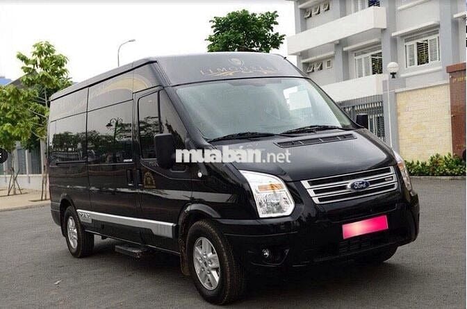 Ford Transit 2018 Limousine 10 ghế, màu đen