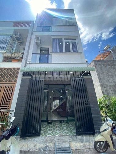 Tài chính dưới 4 Tỷ, Nhà Nguyễn Xí 72m2, 2 lầu, 4 PN. Ngay CC Thủy Lợi