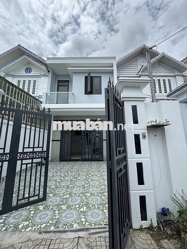 Chính chủ cần bán căn nhà đường Nguyễn Trung Trực, Long An