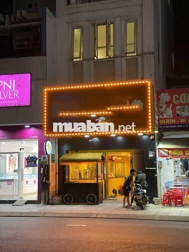 Mặt bằng kinh doanh siêu đẹp ngay ngã tư Lê Quang Định - Nơ Trang Long