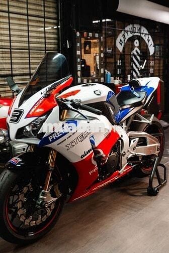 Chơi chán cần bán CBR 1000RR đời 2014