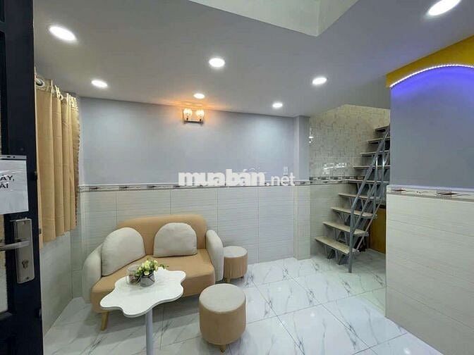 NHÀ 3 TẦNG ĐẸP — HUỲNH THIỆN LỘC PHƯỜNG HÒA THẠNH  (3m x 6m)