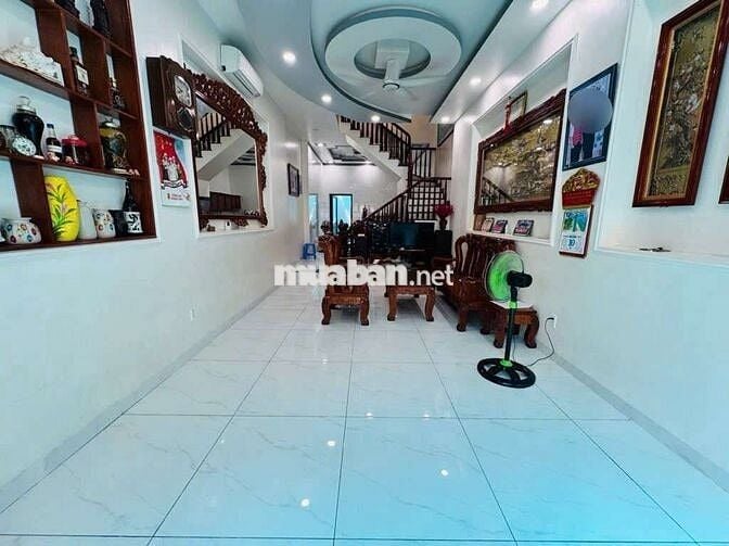 NHÀ 3 TẦNG ĐẸP —TRƯỜNG CHINH,  PHƯỜNG TÂY THẠNH   (4m x 17m)