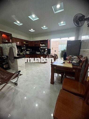 Bán Nhà Đối Diện Công Viên KĐT Phước Long B Nha Trang