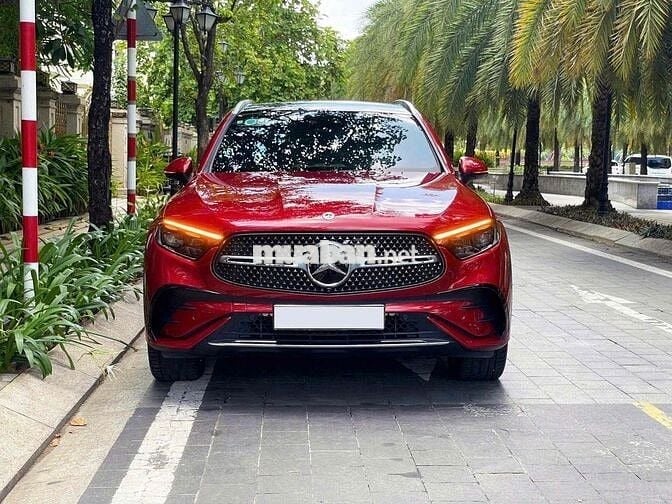 GLC 300 4Matic all new 2023 - 9000 km giá RẺ