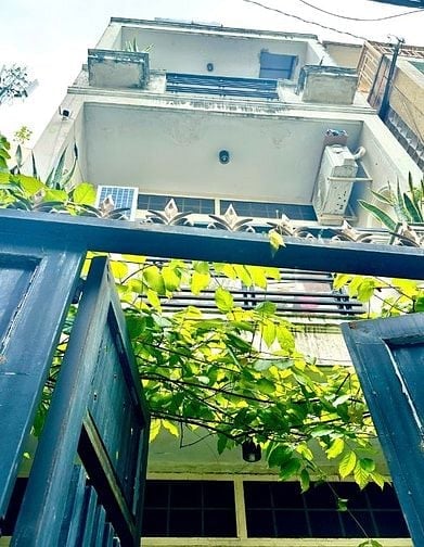 Cho thuê nhà hẻm 2.5m(BG) Ngô Quyền, P.5, Q.10 giá 15tr