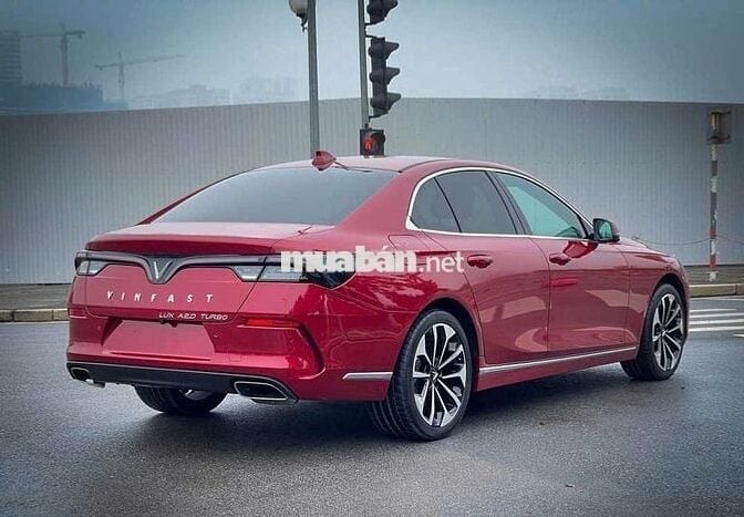 VinFast Lux A2.0 2018 - 97000 km