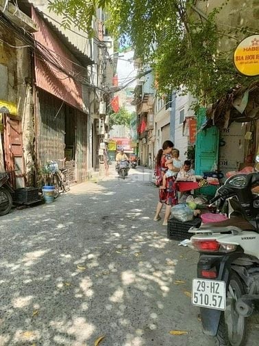 Doãn Kế Thiện 35m2*5T, ngõ thông kinh doanh, cách ô tô 30m đẹp, 9 tỷ