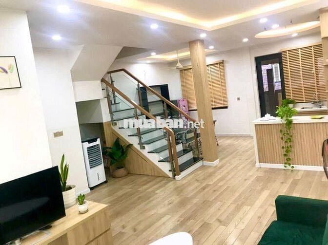 Cho thuê Nhà phố vườn 1 trệt 1 lầu 3pn 2vs Full NT yên tĩnh, mát mẽ