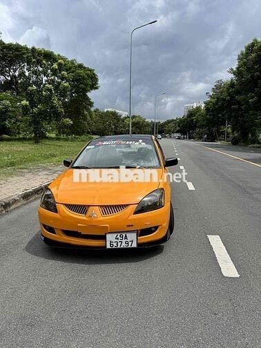 Mitsubishi Lancer 2003 Gala 1.6 CVT - 123456 km
