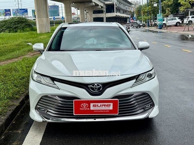 Camry 2019 2.5Q Nhập thái - 99.890 km - Còn Giảm