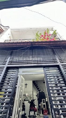 NHÀ Q8 P14 - NGANG LỚN HIẾM 4.5 x 7.5 - GẦN TRƯỜNG THPT VÕ VĂN KIỆT.