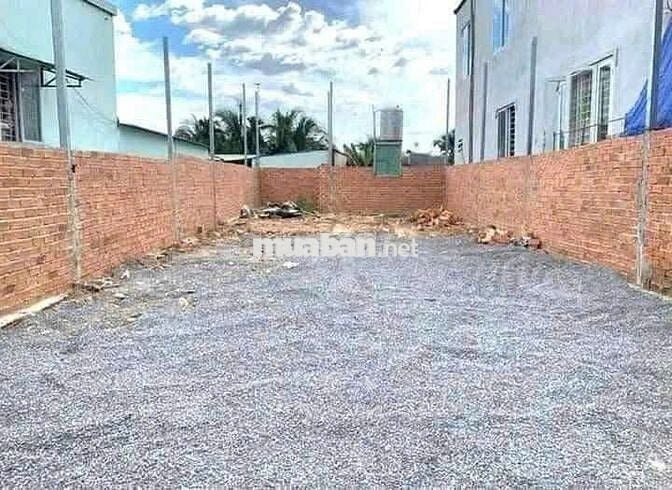 Đất mặt tiền chợ 285m2 giá 450tr