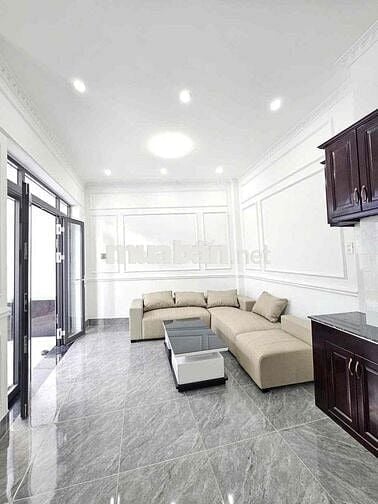 Nhà mới xây đầy đủ nội thất hẻm 52 Hùng Vương
