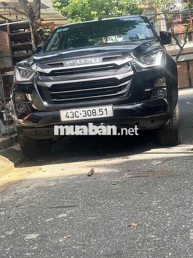 Isuzu Dmax 2024 Hi Lander 4x2 AT - 2000 km