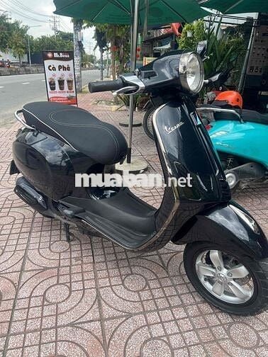 Cần bán em vespa vip 2014