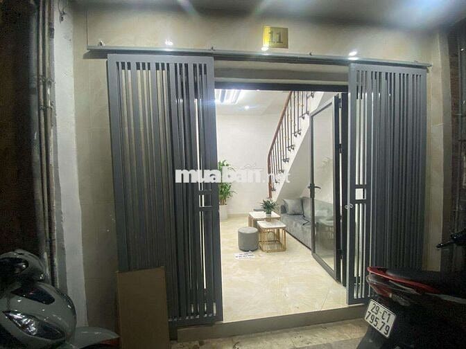 BÁN NHÀ PHỐ NGUYỄN CAO , NGÕ THÔNG , KINH DOANH NHỎ , NGÕ 3 GÁC ĐỖ CỬA