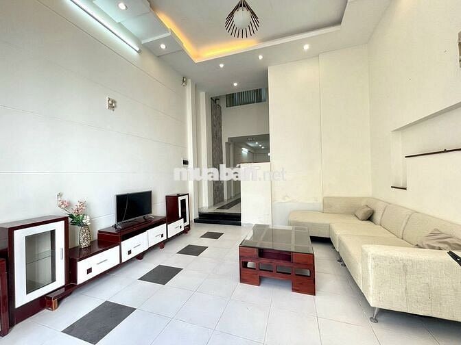 CHO THUÊ NHÀ SÂN VƯỜN KHU VỰC SƠN TRÀ, GẦN BIỂN PHẠM VĂN ĐỒNG