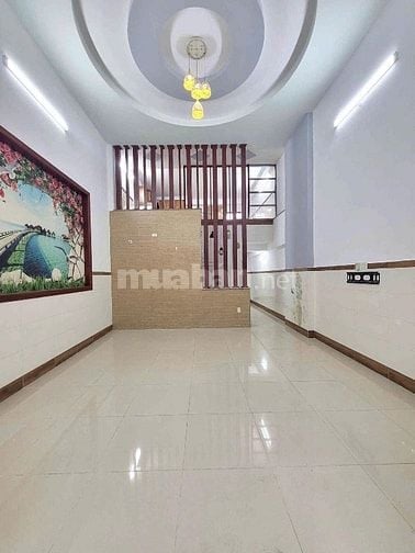 Chú Dinh cần bán nhà hẻm 75/ Trương Văn Hải 44m2 hẻm thông xe hơi t