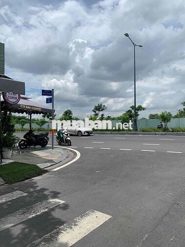 Nhà thiết kế đẹp, 40m2, nở hậu tài lộc, ngay trung tâm chỉ nhỉnh 4 tỷ