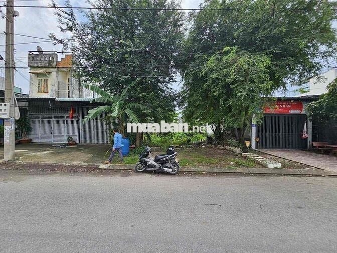 Đất mặt tiền 100m2 KDC tứ hải, phường Tân Đông Hiệp Tp Dĩ An