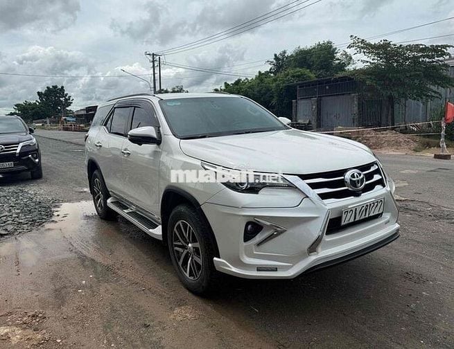 Toyota Fortuner 2018 2.8V 4x4 AT - 90000 km