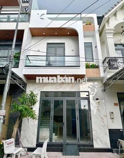 CHỈ 2TY9 – SỞ HỮU NHÀ MẶT TIỀN THỦ DẦU MỘT – BÌNH DƯƠNG (100% thật)