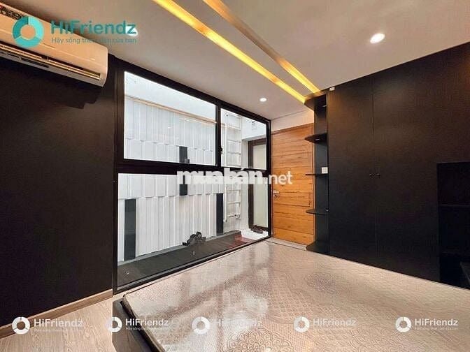 Căn 2 Phòng Ngủ Cao Cấp Sát Vách Quận 1