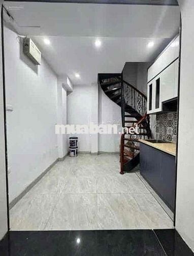 CHO THUÊ NHÀ NGUYÊN CĂN PHỐ PHƯƠNG MAI. GIÁ 6TR5