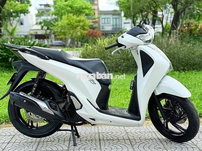 Sh 150 abs 2018. sơn zin nguyên xe. 1 chủ 2 khoá
