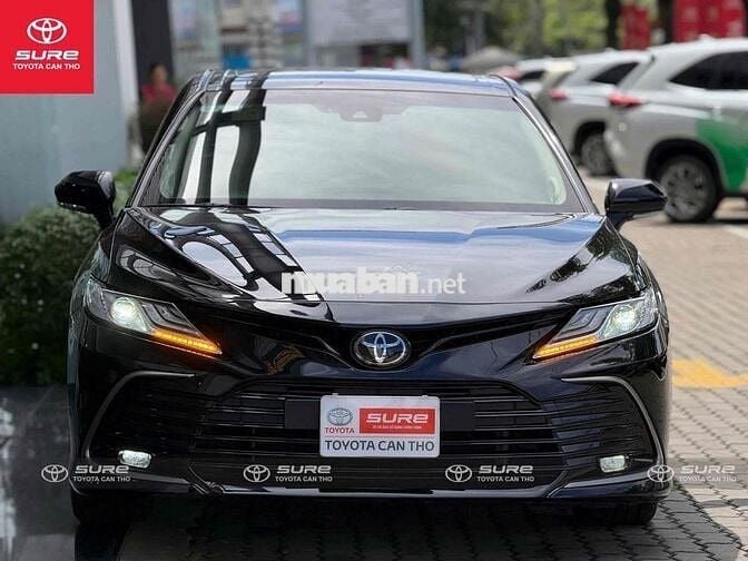 Toyota Camry 2022 2.0 Q - siêu lướt 22k km