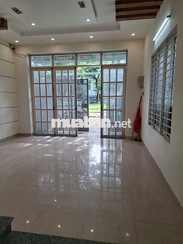 CHO THUÊ NHÀ 3 TẦNG MẶT TIỀN ĐƯỜNG: NGUYỄN SÚY - ĐỐI DIỆN CÔNG VIÊN