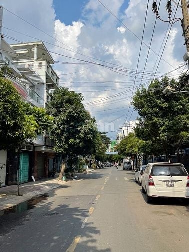 Biệt thự Bàu Cát 2. DT 6.8x28m, 3 tầng ST giảm giá 5 tỷ