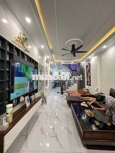 E đang cần bán nhà p/lô tại Tô Hiệu,Hà Đông 53m,3t ô tô đỗ cửa gần 10t