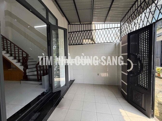 CHO THUÊ NHÀ 2PN, 2MÁY LẠNH, 1 PT, 2WC GẦN PHẠM VĂN ĐỒNG, KHU BÊN SÔNG