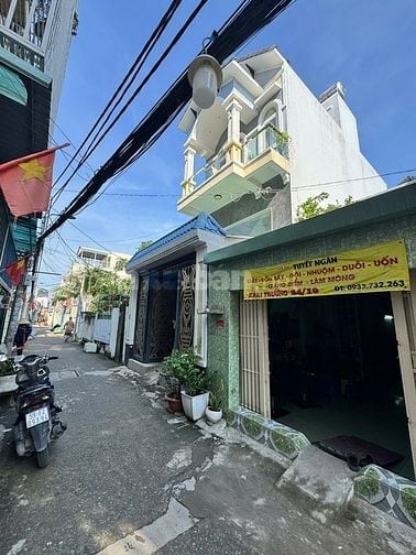 Bán Nhà Mặt Tiền Hẻm Đường Phạm Hữu Lầu, Giáp Phú Mỹ Hưng 4.6 x16 CHỉ
