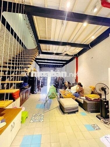 Bán Gấp nhà Nguyễn Xí 80m² - Hẻm xe hơi 6m - 4PN 4WC - Nhỉnh 9 đồng