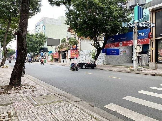 HẺM XE TẢI QUAY ĐẦU ĐƯỜNG LÊ VĂN SỸ ĐANG NGỘP