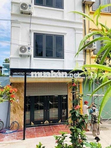 NHÀ ĐẸP 5 TẦNG THANG MÁY XỊN XÒ, OTO Qua lại , MỚI TINH LUNG LINH
