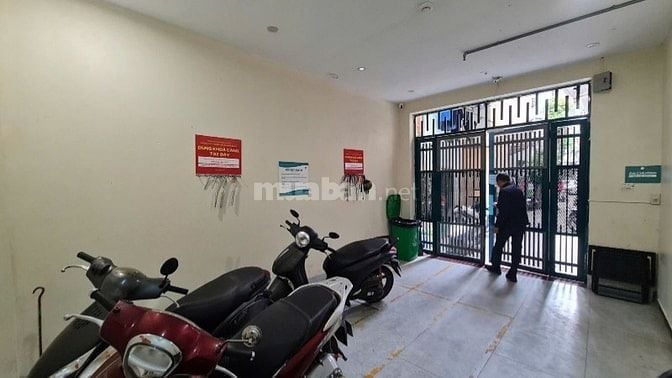 Bán nhà phố Kim Mã, Ba Đình 83m, 6 tầng, mt 6m. Giá: 23.5 tỷ